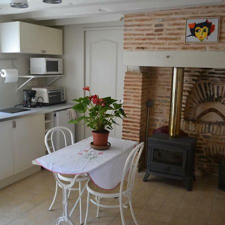 La Licorne Bed & Breakfast Lamarche-Sur-Saone Екстериор снимка