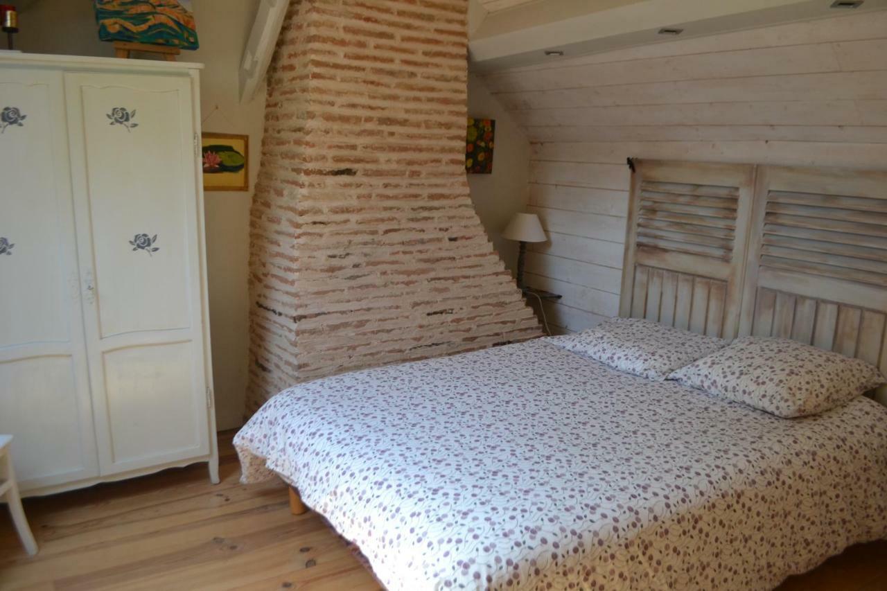 La Licorne Bed & Breakfast Lamarche-Sur-Saone Екстериор снимка